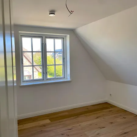 Friesenfruehling Vakantiehuis *